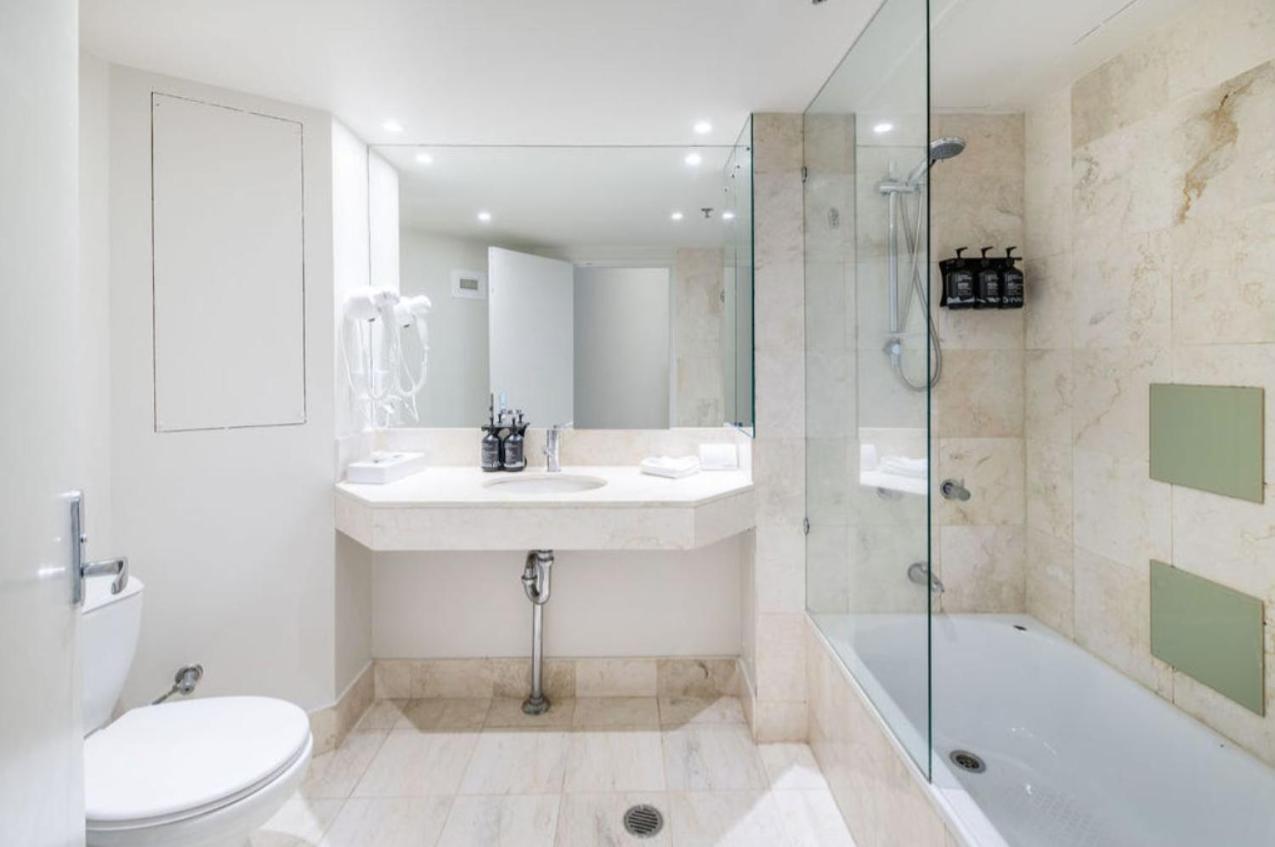 Luxury Apartment & Ocean View In Surfers Paradise Gold Coast Exterior photo