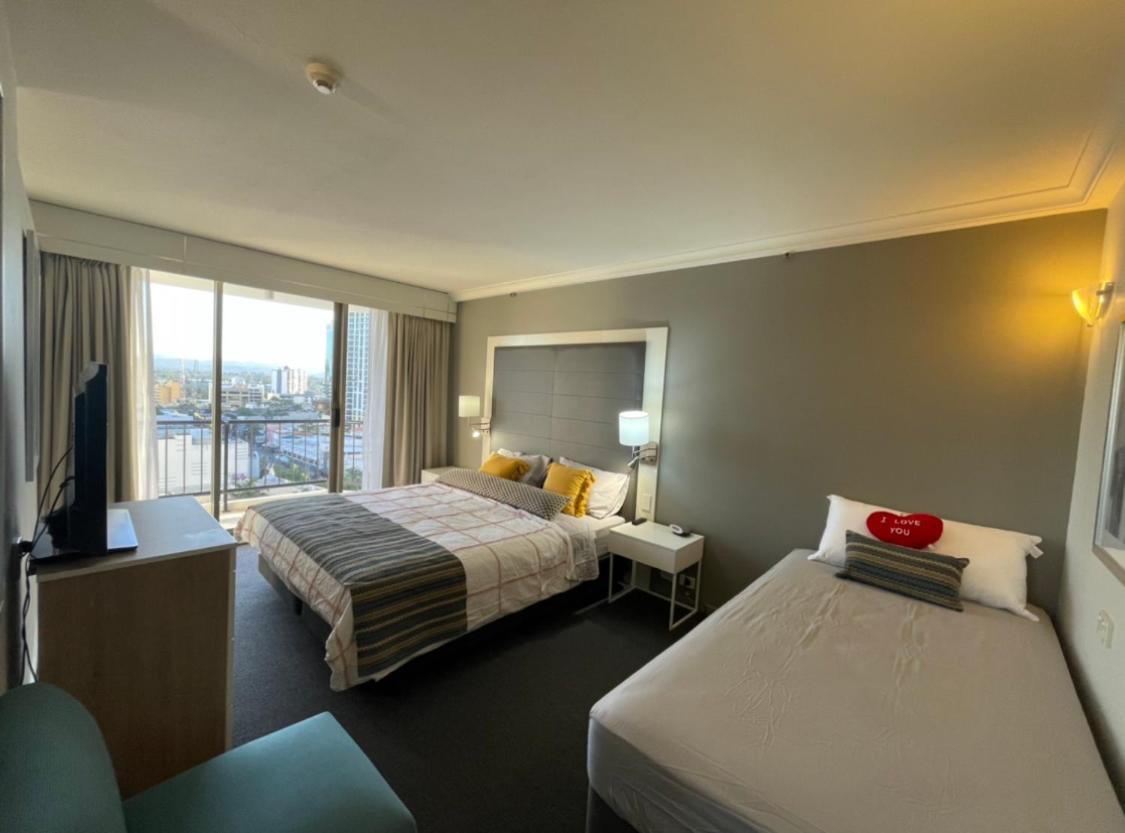 Luxury Apartment & Ocean View In Surfers Paradise Gold Coast Exterior photo